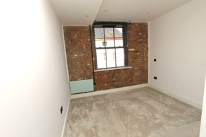 Photo 16- click for photo gallery